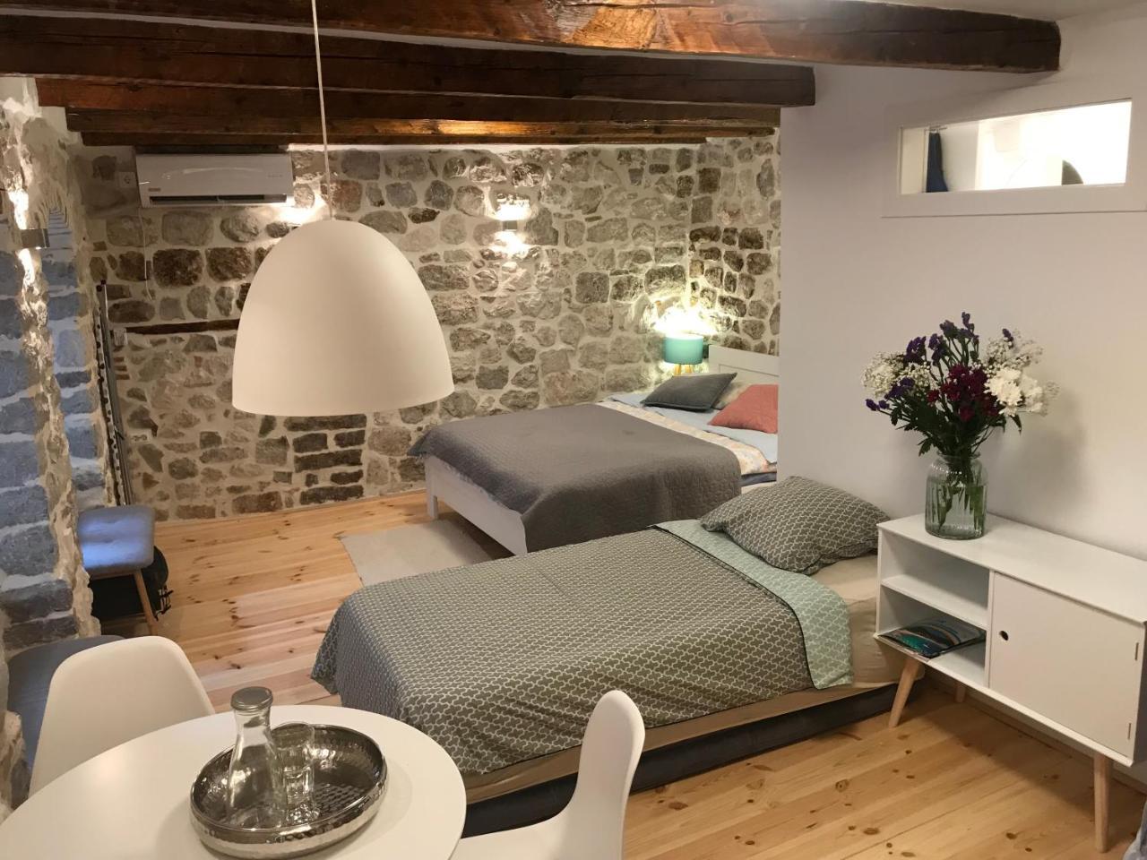 Chic & Stylish With Seaview-Terrace - Kotor Indah Lejlighed Eksteriør billede